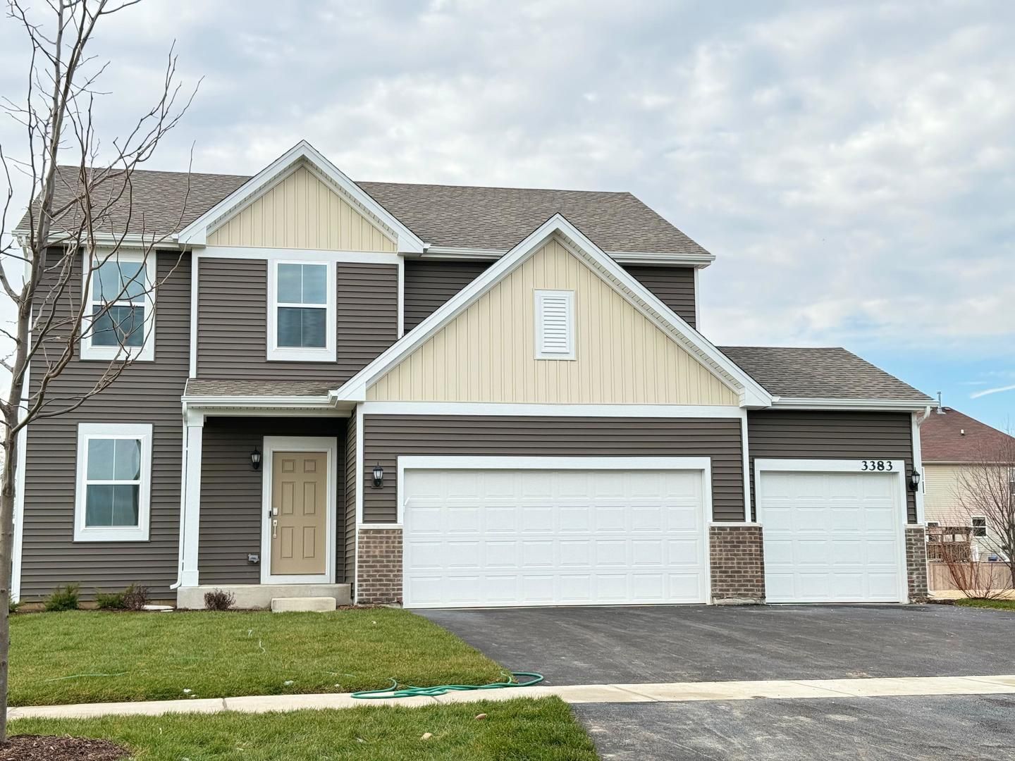 3383 Caledonia Drive — Yorkville, IL 60560