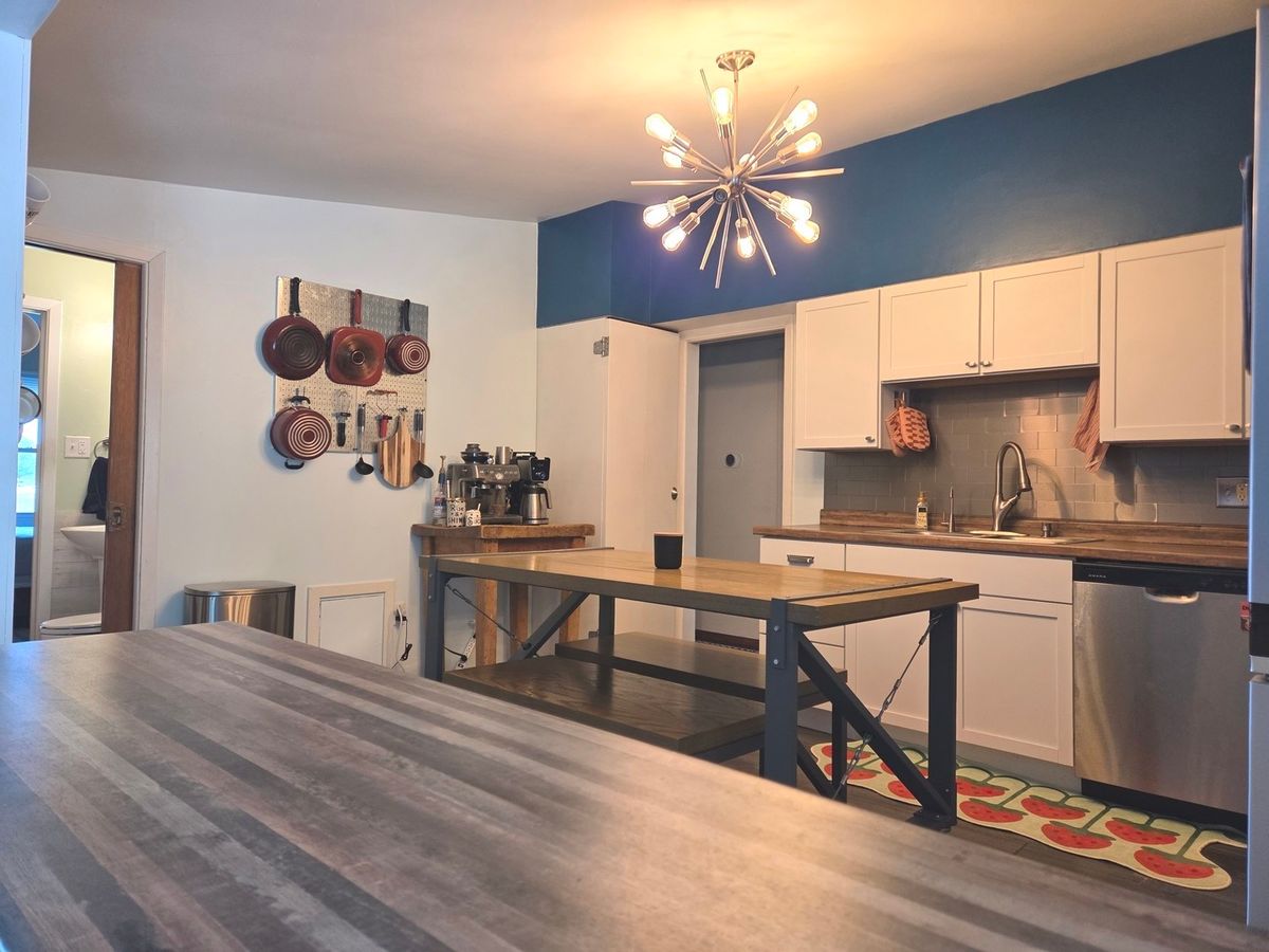 313 S McKinley Street, Mansfield, IL 61854