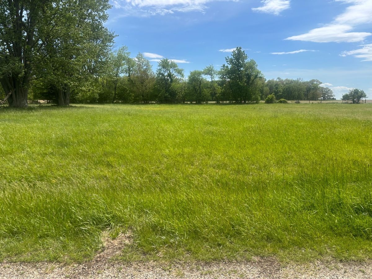 827 Brookside Drive, Varna, IL 61375
