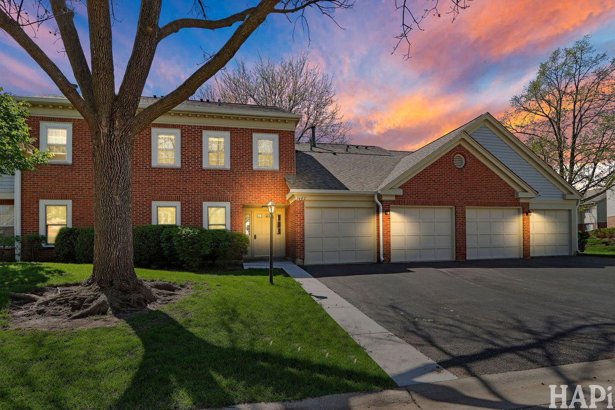 1402 Aldgate Court, Wheeling, IL 60090