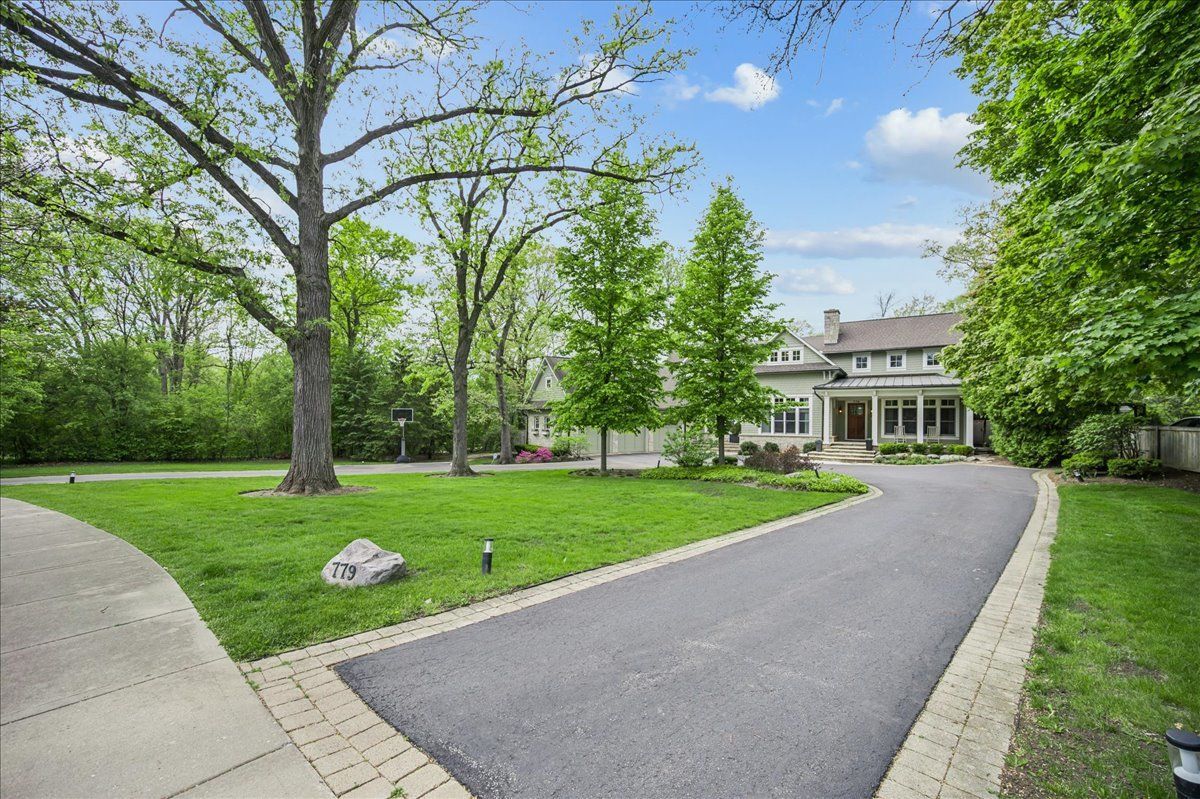 779 Bob O Link Road, Highland Park, IL 60035