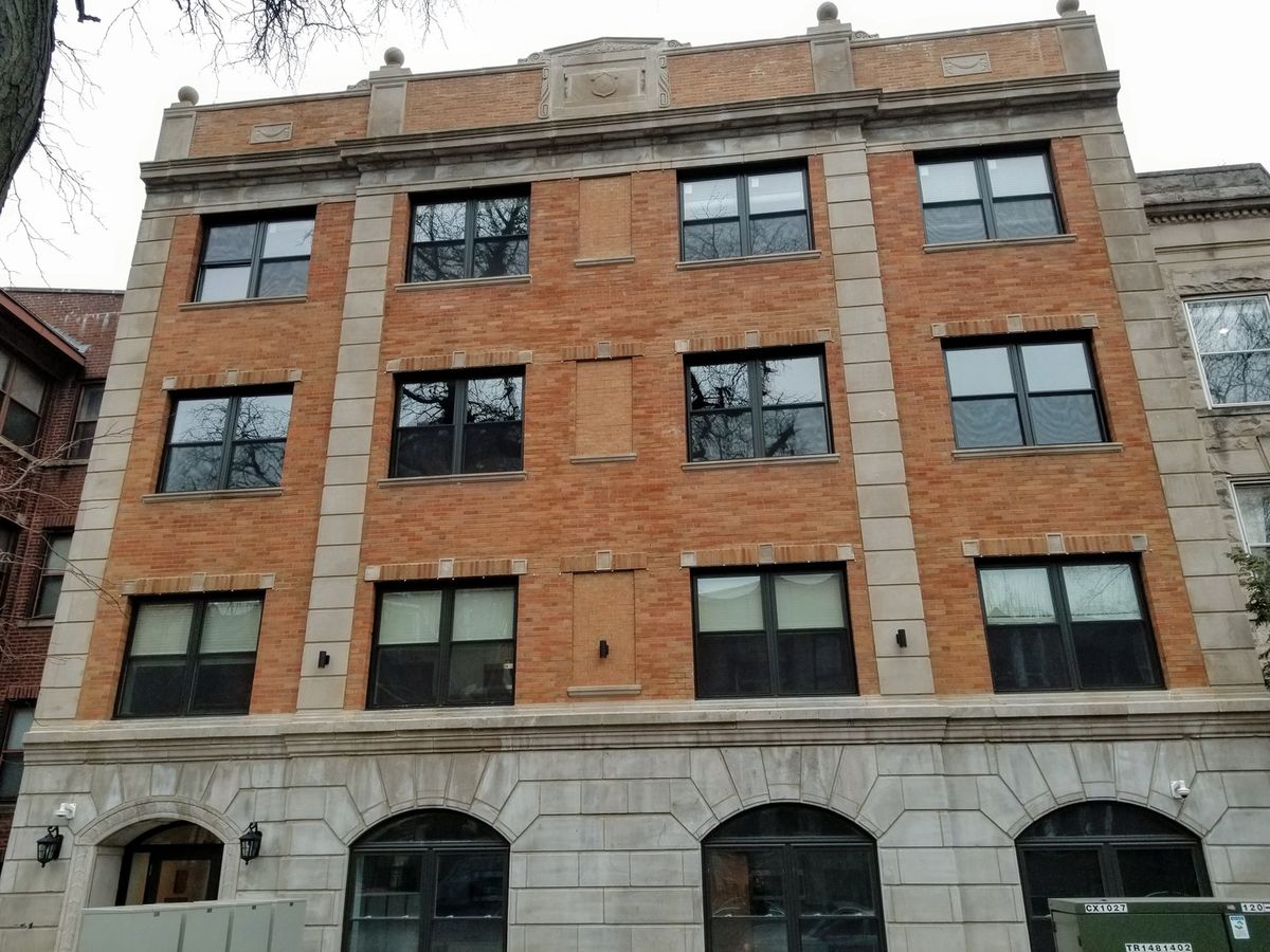 5240 Winthrop Avenue, Chicago, IL 60640