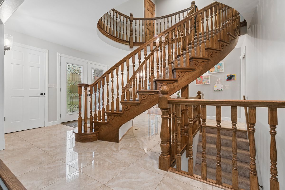 8002 W 127th Street, Palos Park, IL 60464