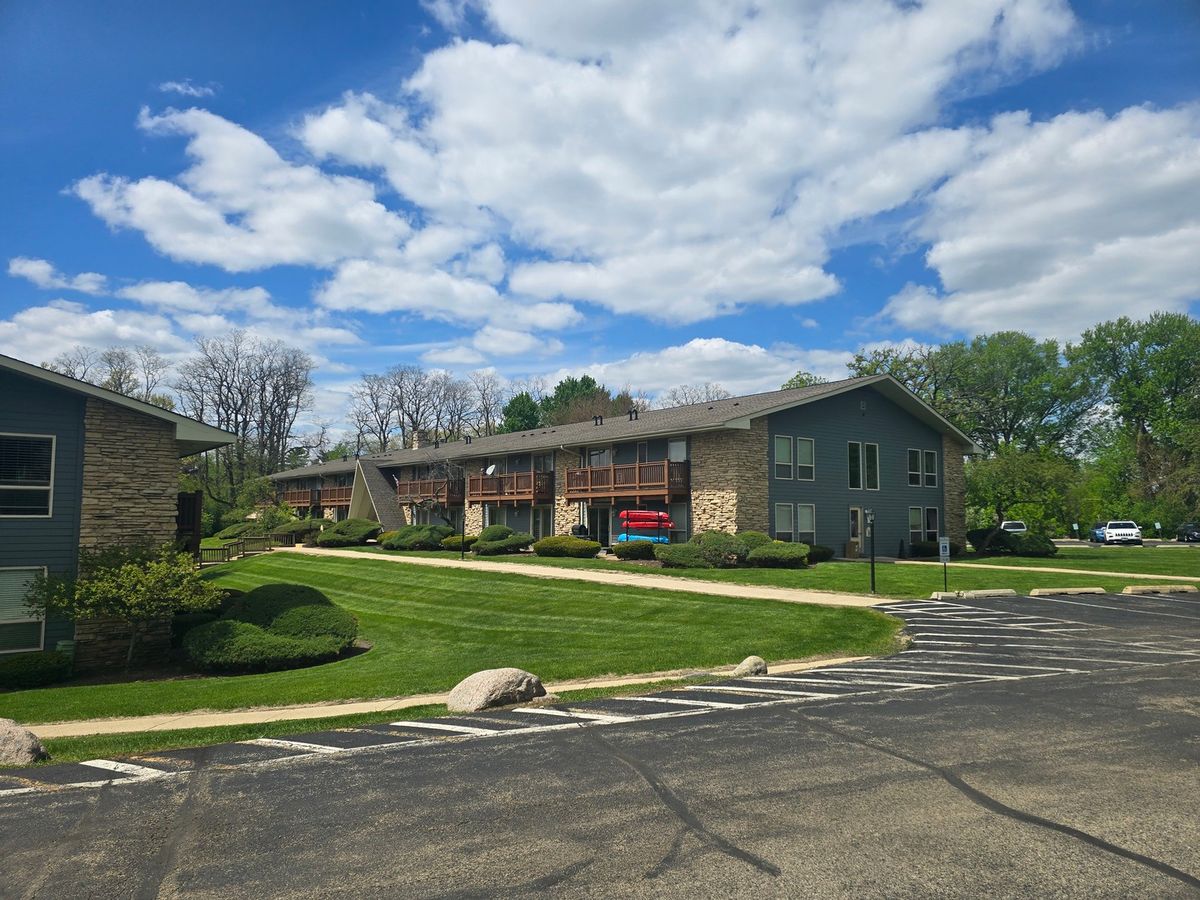 300 Opatrny Drive #222, Fox River Grove, IL 60021