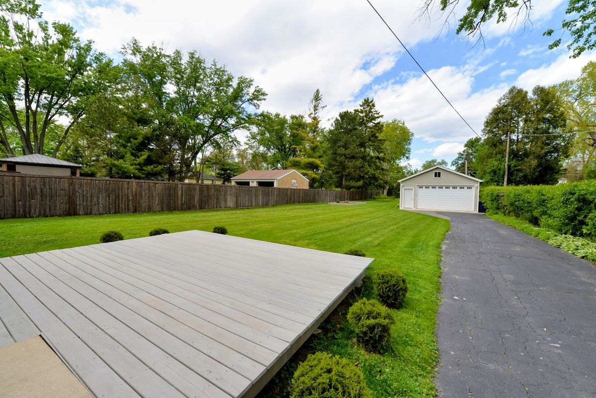 1634 E Forest Avenue, Des Plaines, IL 60018