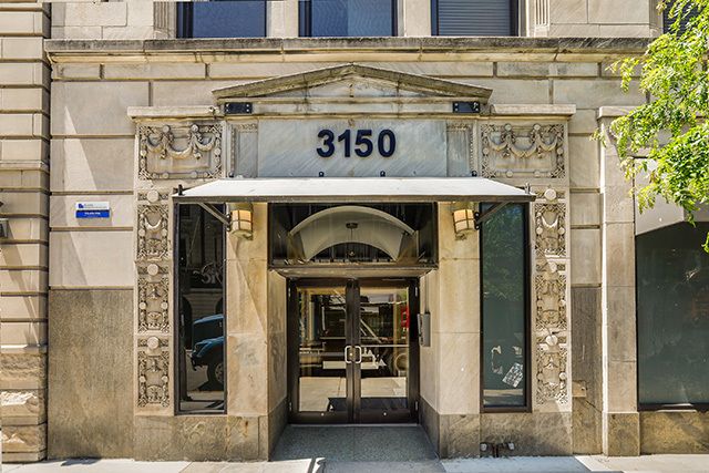 3150 Sheffield Avenue, Chicago, IL 60657