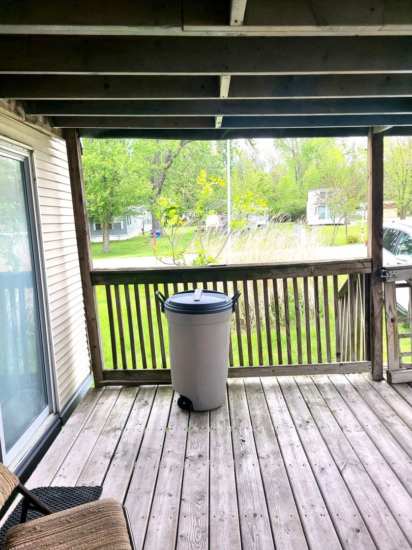 4/213 Woodhaven, Sublette, IL 61367