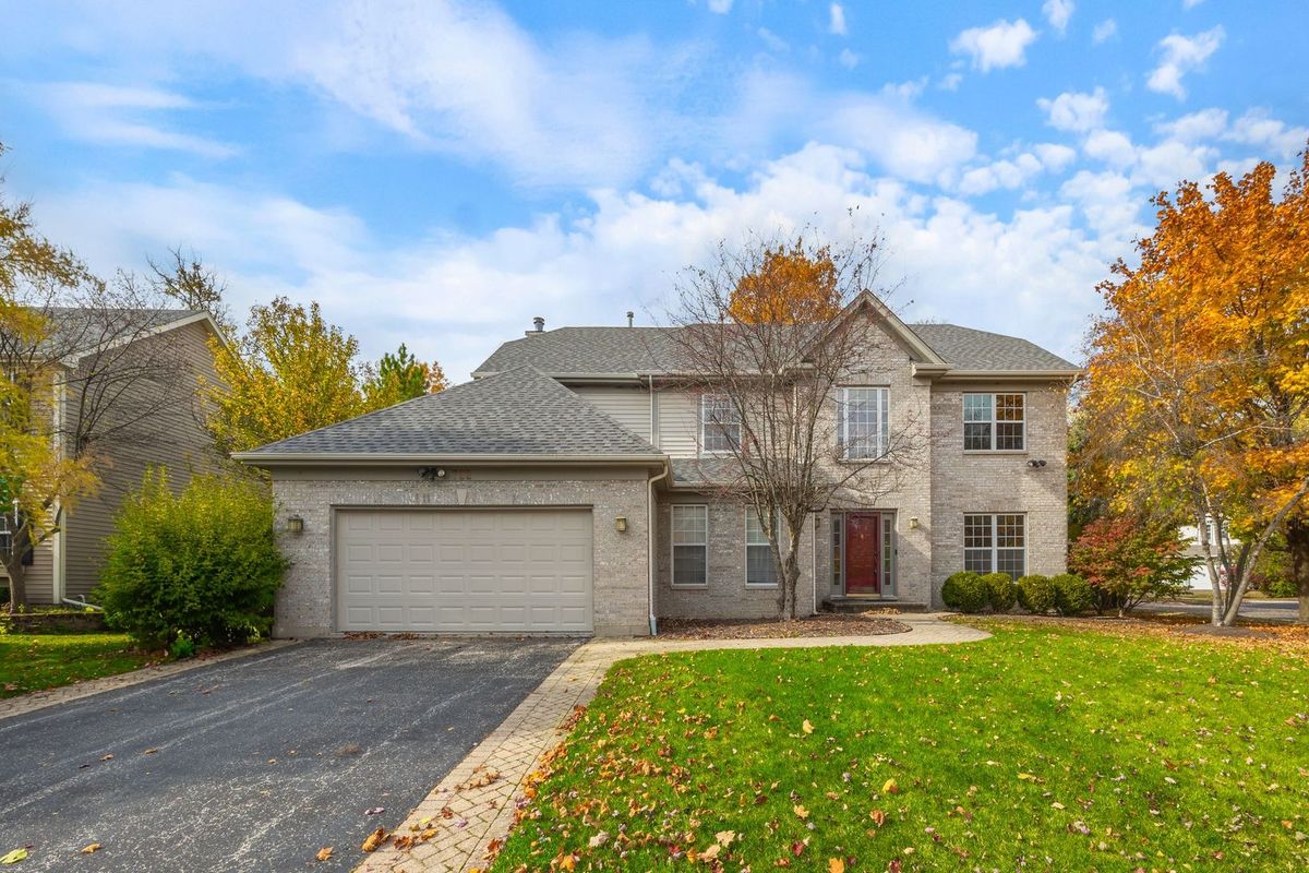 722 Aster Drive, Gurnee, IL 60031