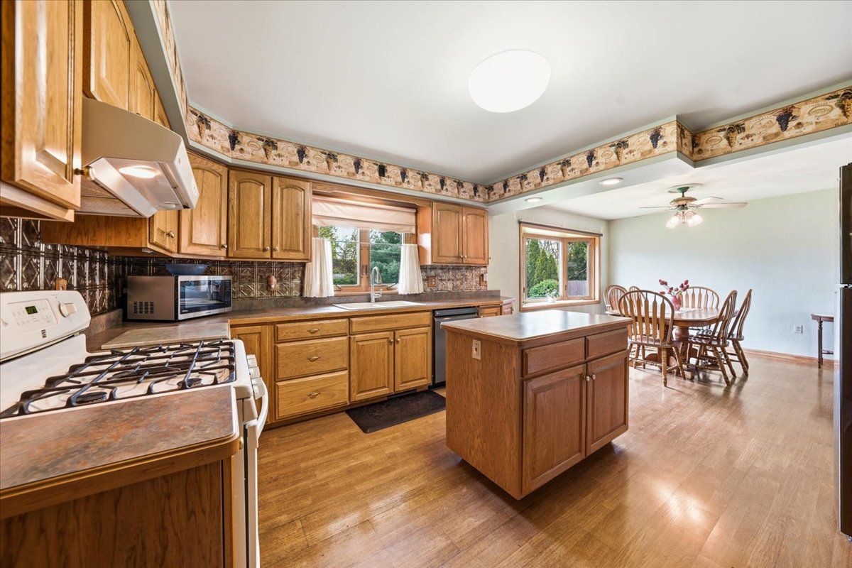 3106 JO ANN Drive, Joliet, IL 60431
