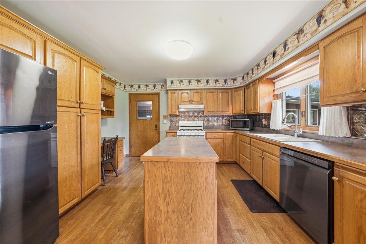 3106 JO ANN Drive, Joliet, IL 60431