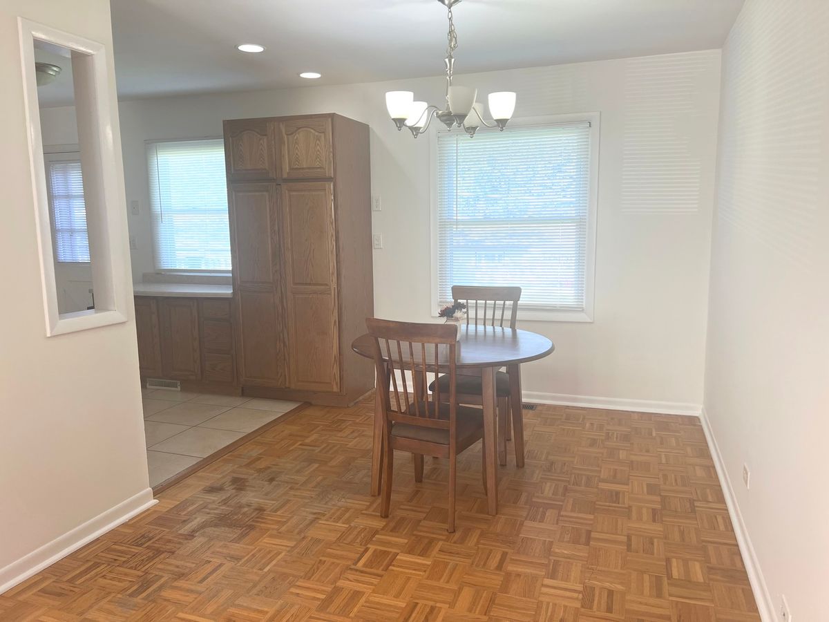 7040 Meadowbrook Lane, Hanover Park, IL 60133