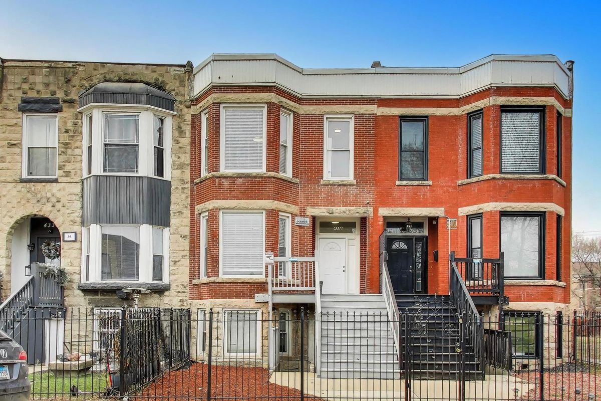 4330 Langley Avenue, Chicago, IL 60653