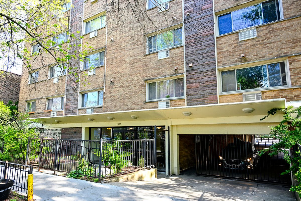 1415 Lunt Avenue, Chicago, IL 60626