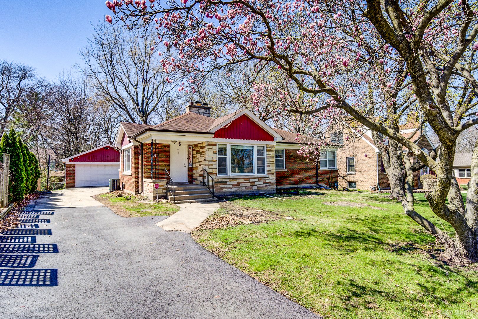 618 Dundee Avenue — Flossmoor, IL 60422