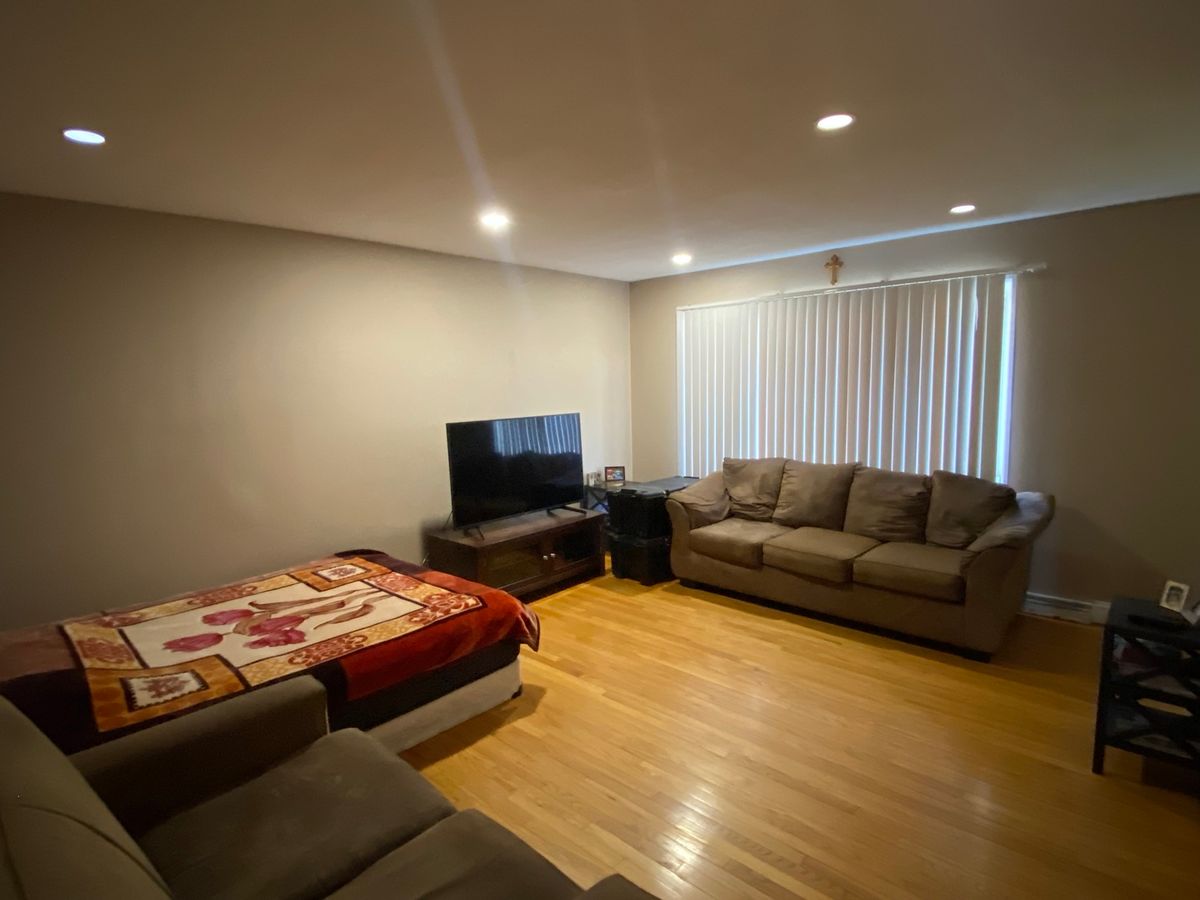 4740 Main Street #B, Skokie, IL 60076
