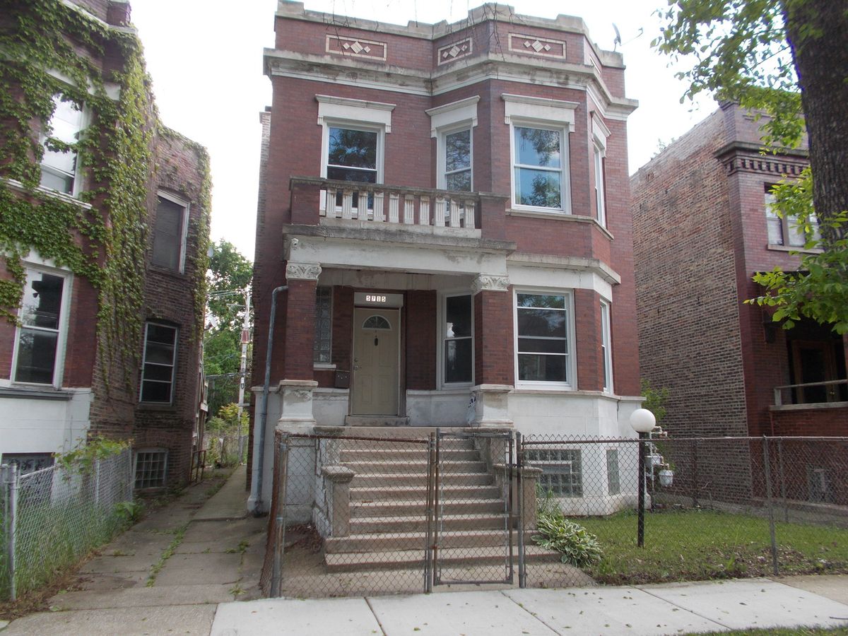 5715 Sangamon Avenue, Chicago, IL 60621