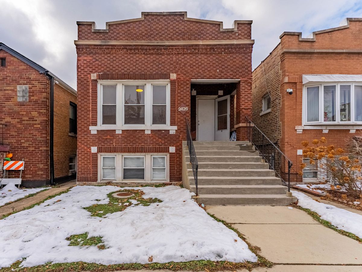 2426 Central Avenue, Cicero, IL 60804