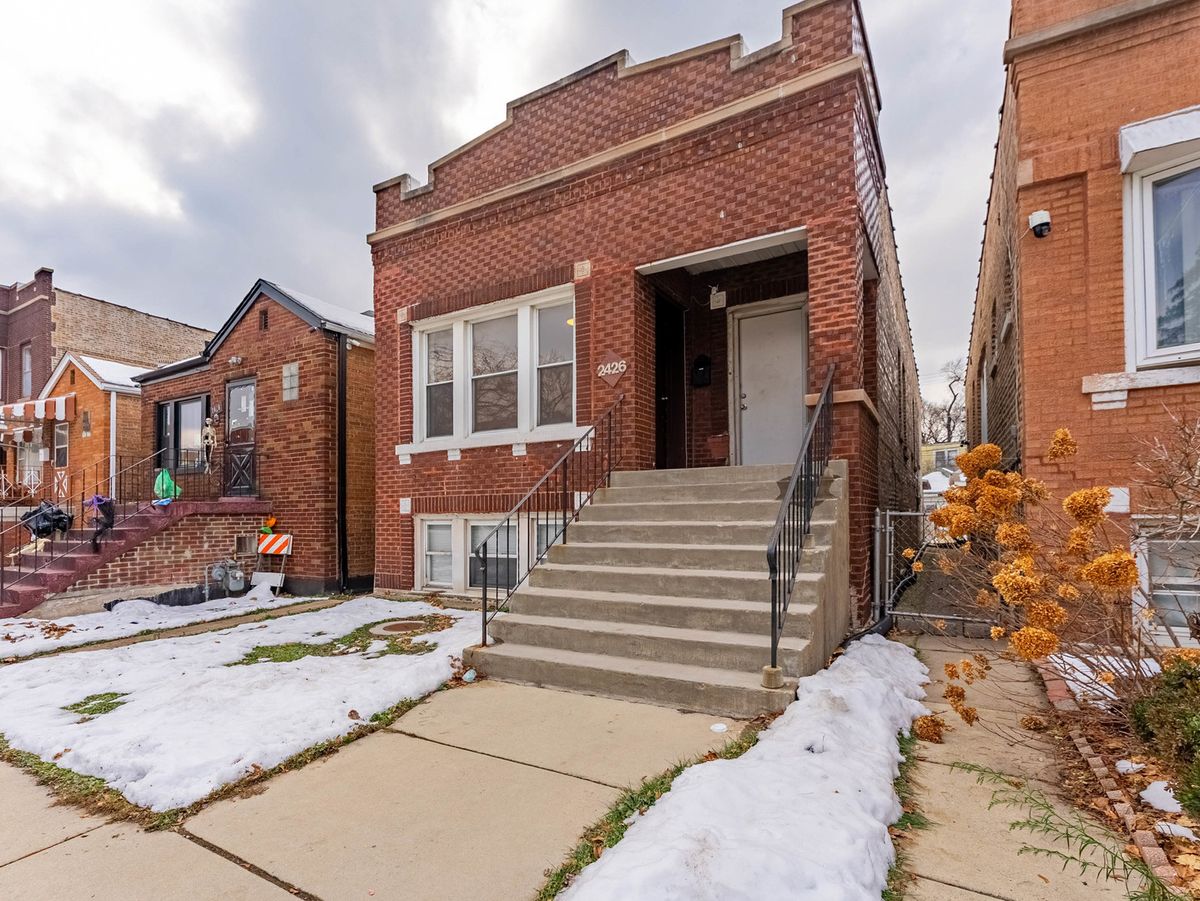 2426 S Central Avenue, Cicero, IL 60804