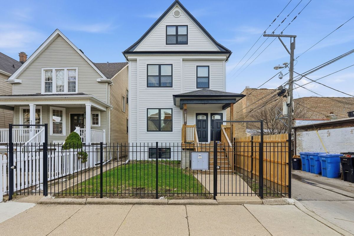 2342 Lawndale Avenue, Chicago, IL 60647