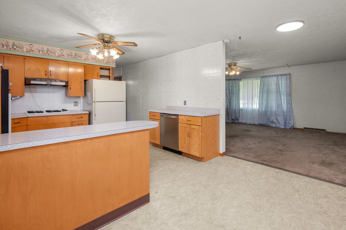 507 S Depot Street, Annawan, IL 61234