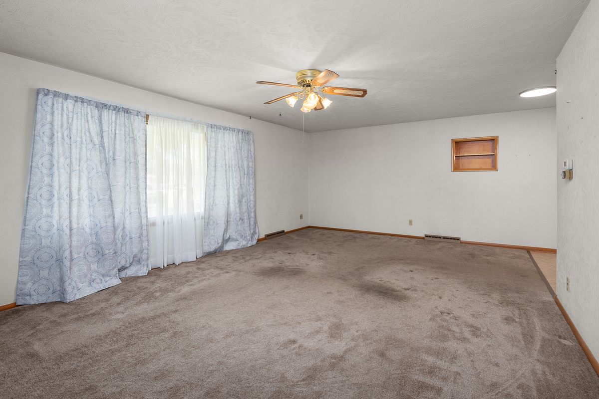 507 S Depot Street, Annawan, IL 61234
