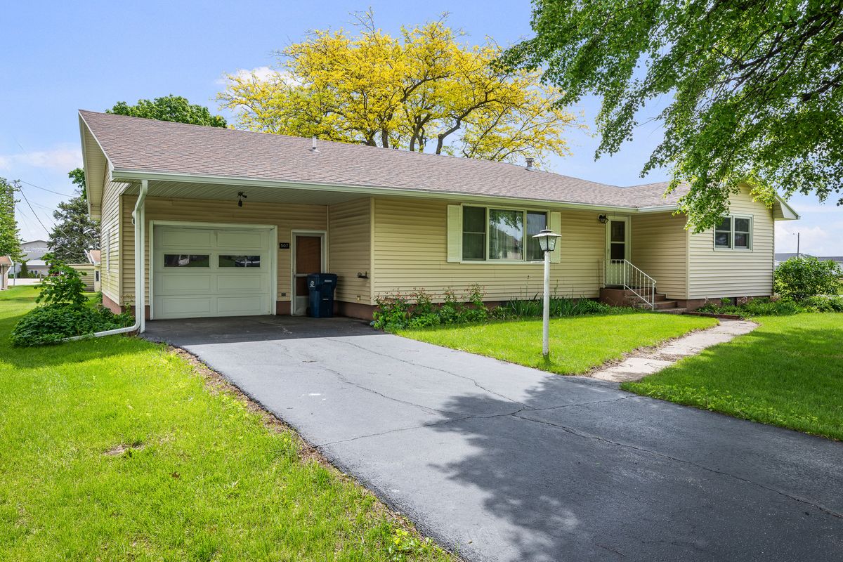 507 Depot Street, Annawan, IL 61234