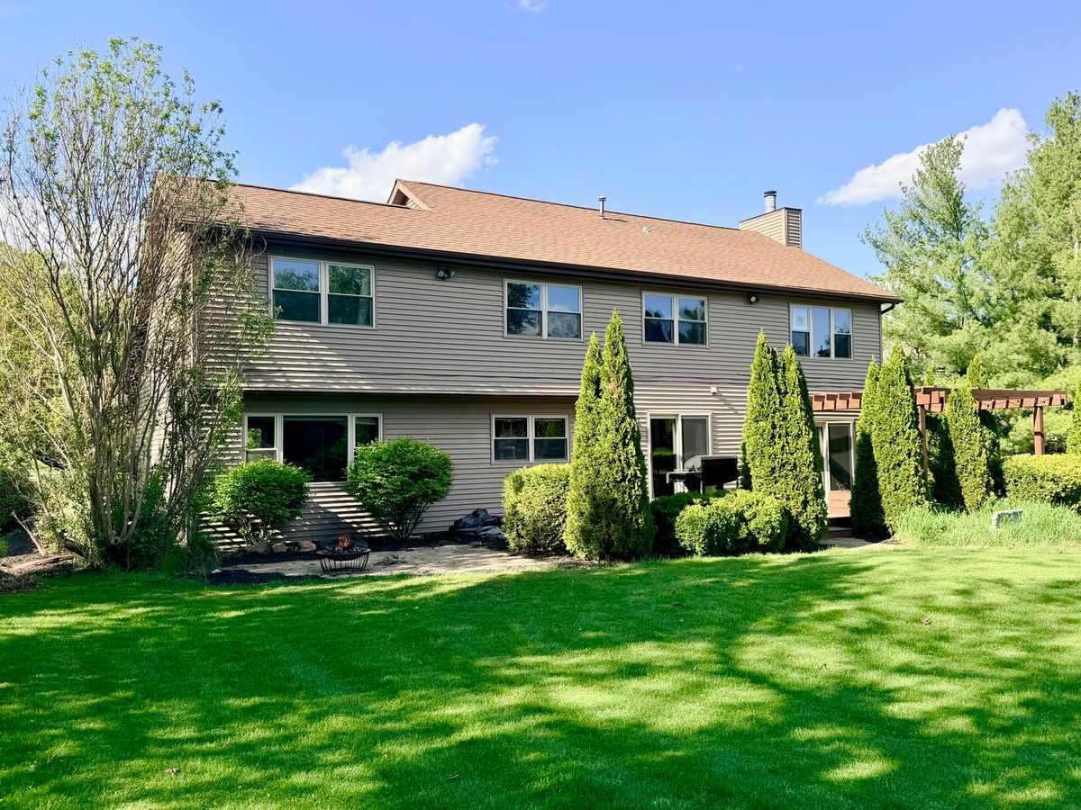 643 Lindgren Lane, Belvidere, IL 61008