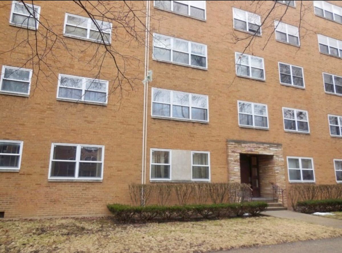 6123 Damen Avenue, Chicago, IL 60659