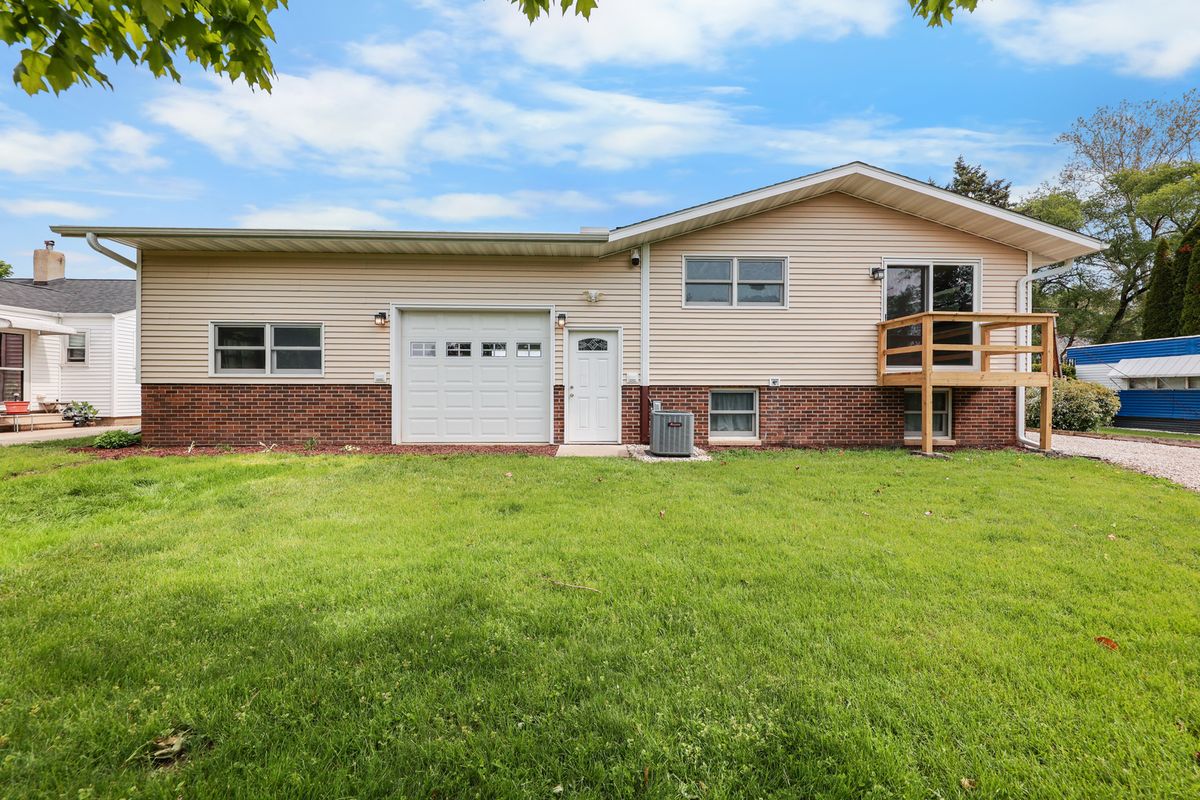 1345 Washington Street, Marseilles, IL 61341
