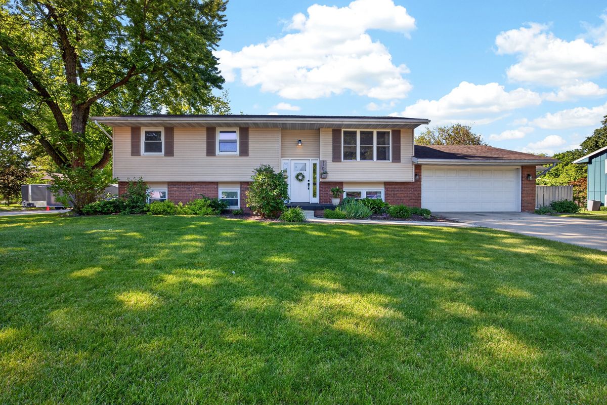 1701 Judine Lane, Normal, IL 61761