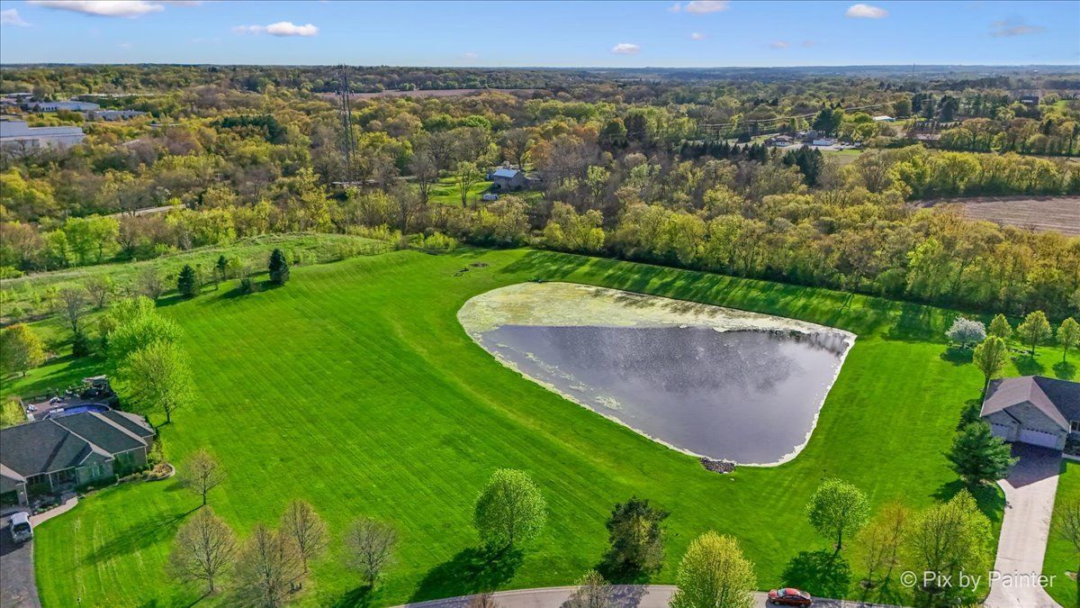 8219 Squirrel Drive, Spring Grove, IL 60081