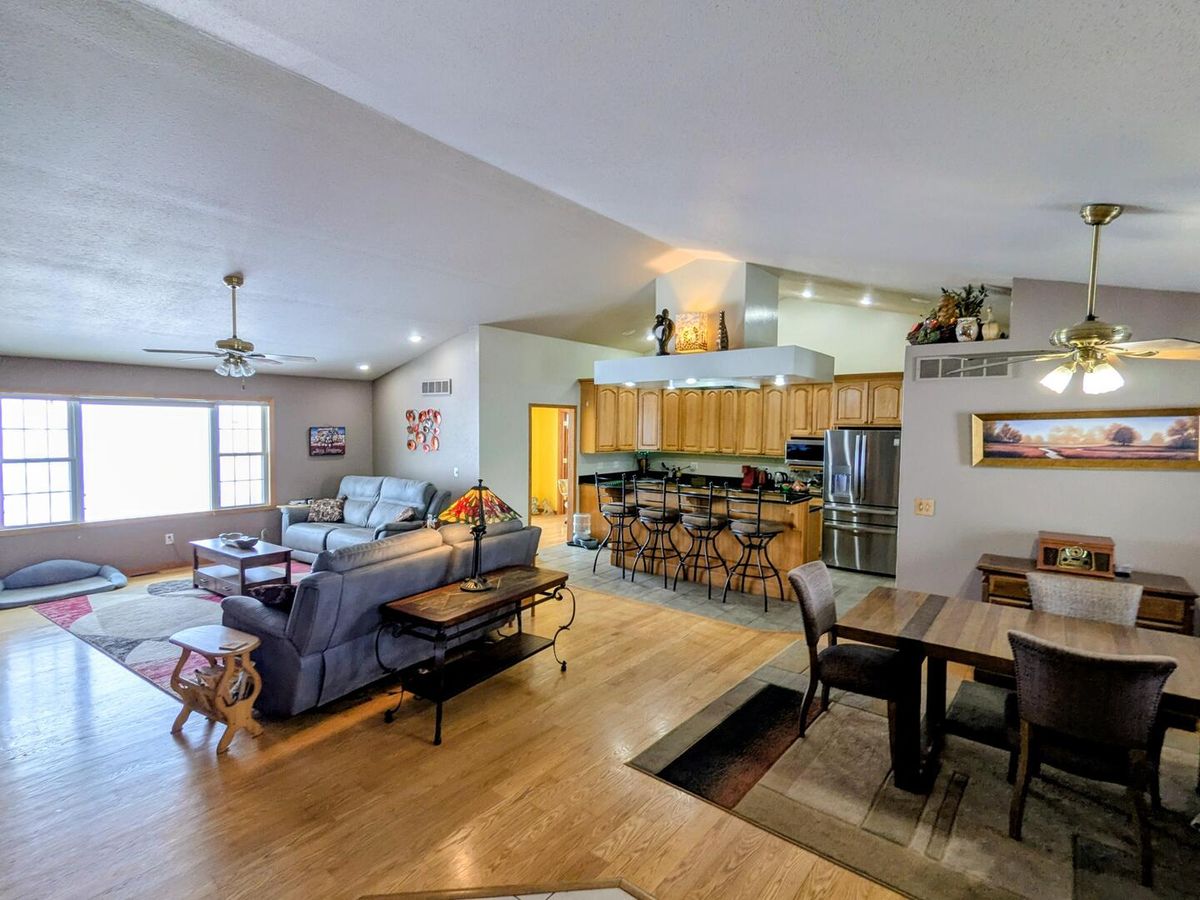 720 Smit Road, Prophetstown, IL 61277