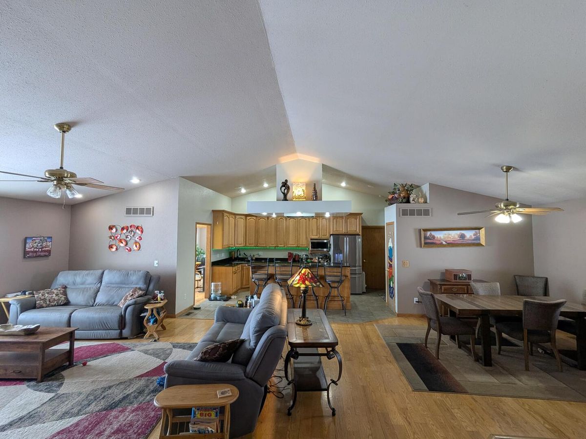 720 Smit Road, Prophetstown, IL 61277