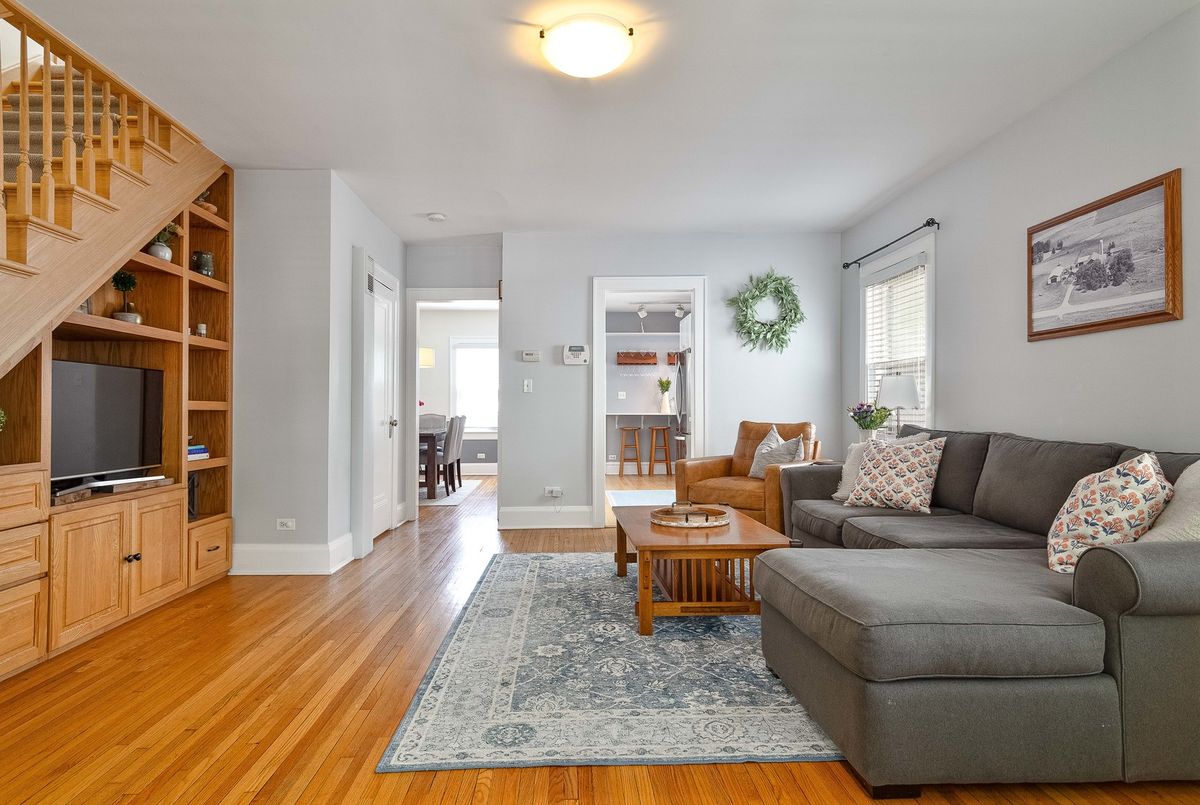 204 16th Street, Wilmette, IL 60091