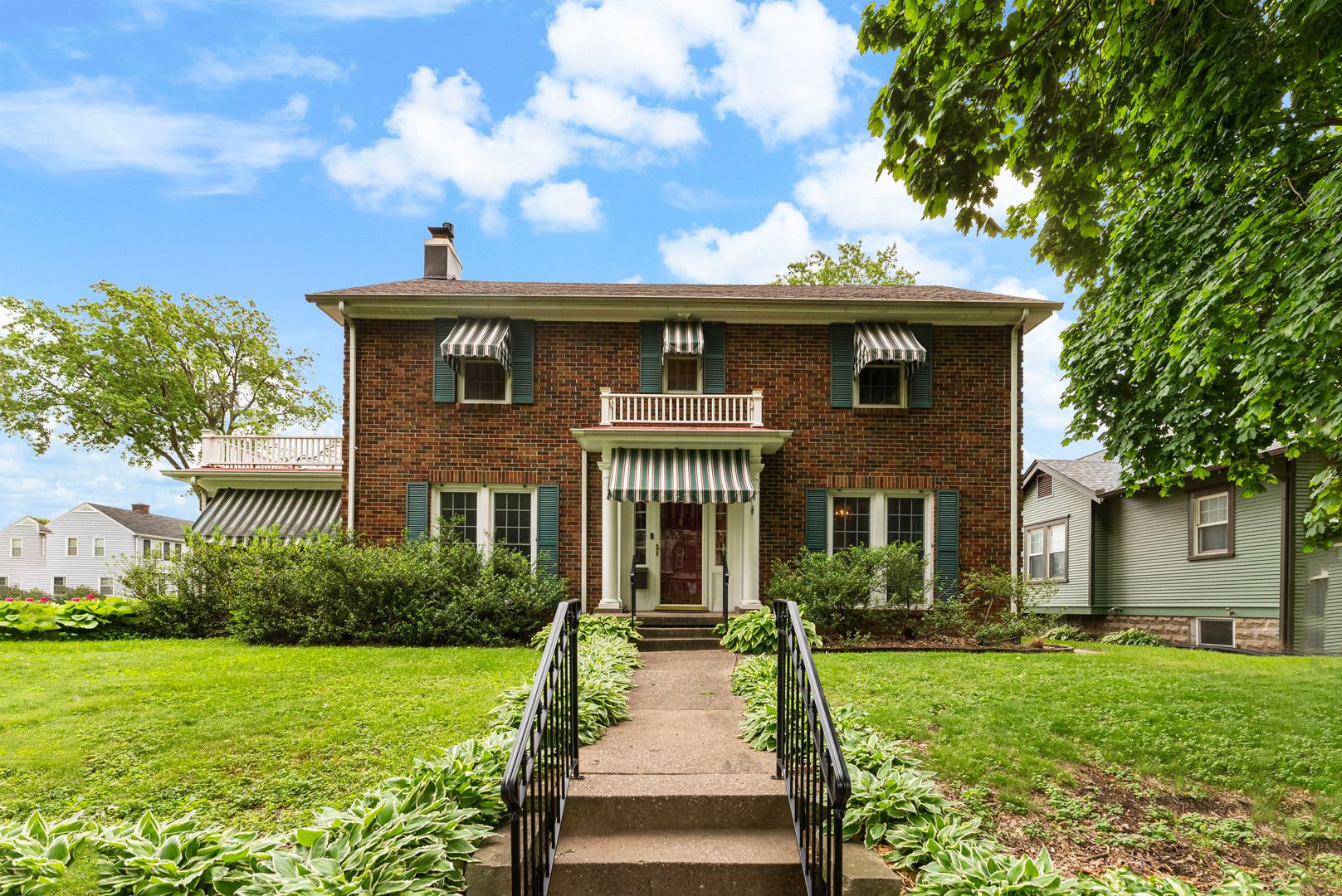 2735 Scott Street — Davenport, IA 50803