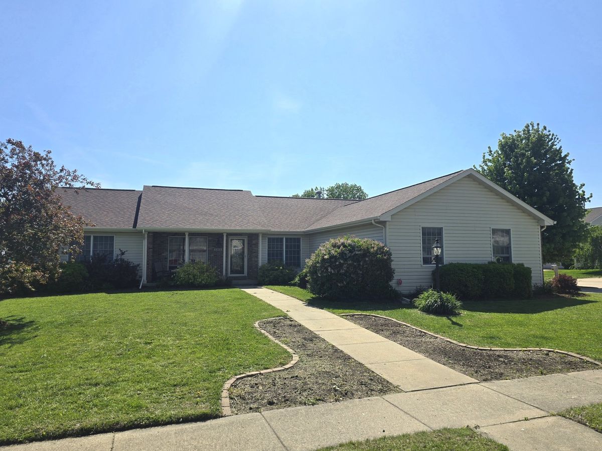 3308 Wynstone Drive, Champaign, IL 61822