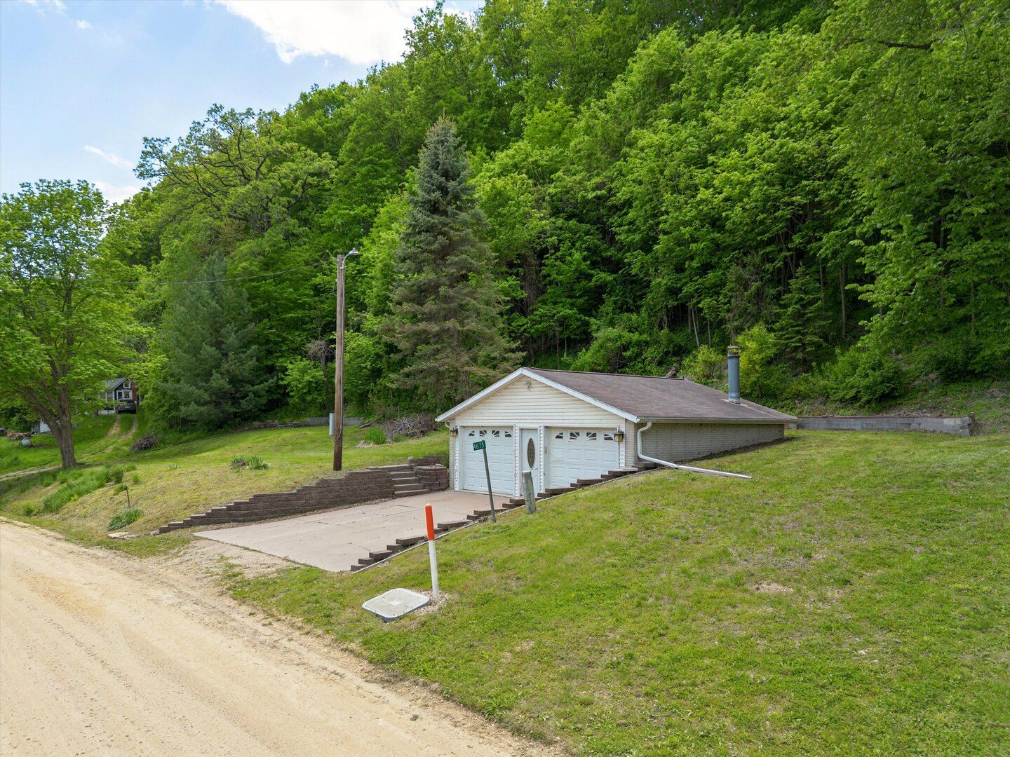 4673 155th Street — Clinton, IA 52732
