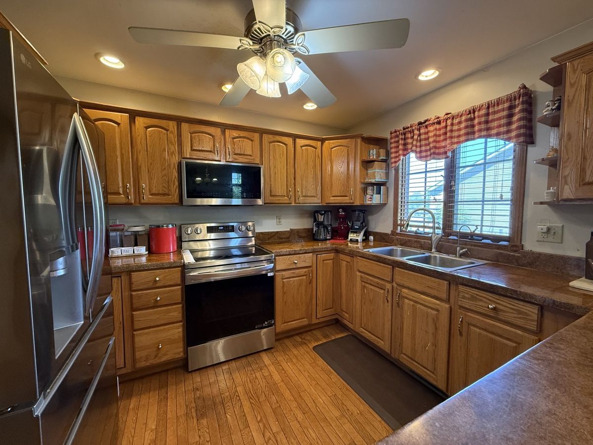 50 Mary Senica Court, Lasalle, IL 61301