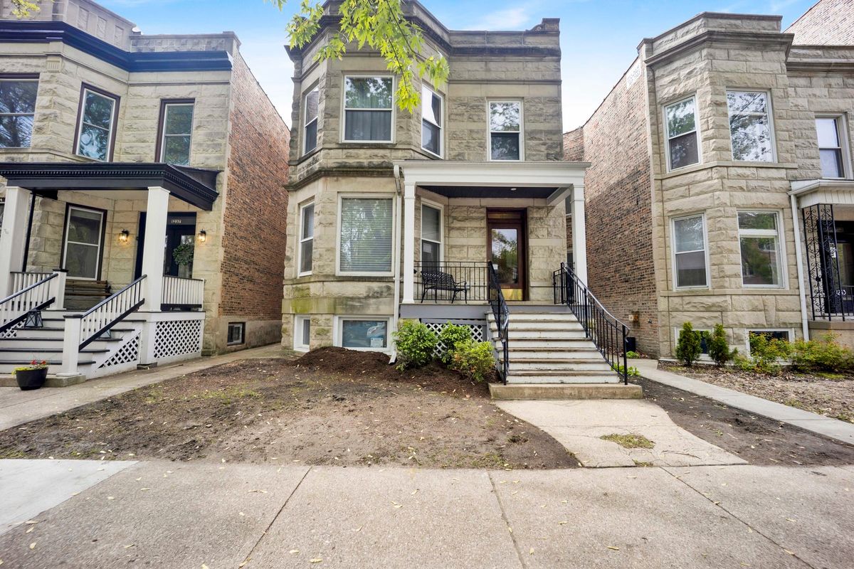 1241 Newport Avenue #G, Chicago, IL 60657