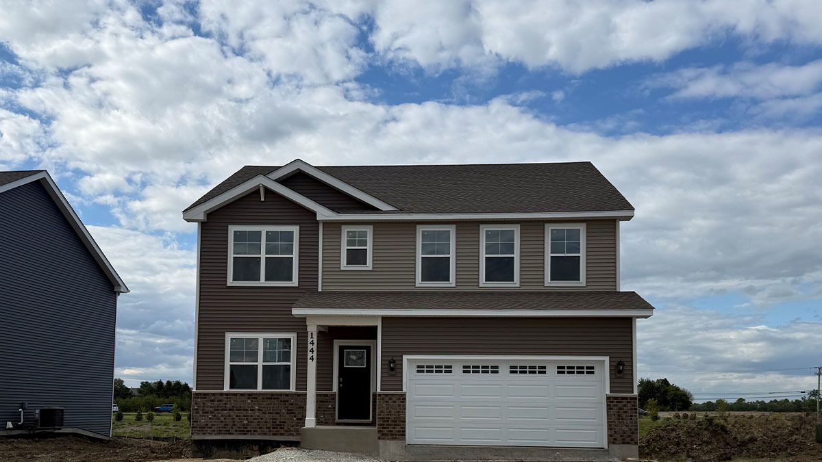 1444 Vintage Drive — Oswego, IL 60543