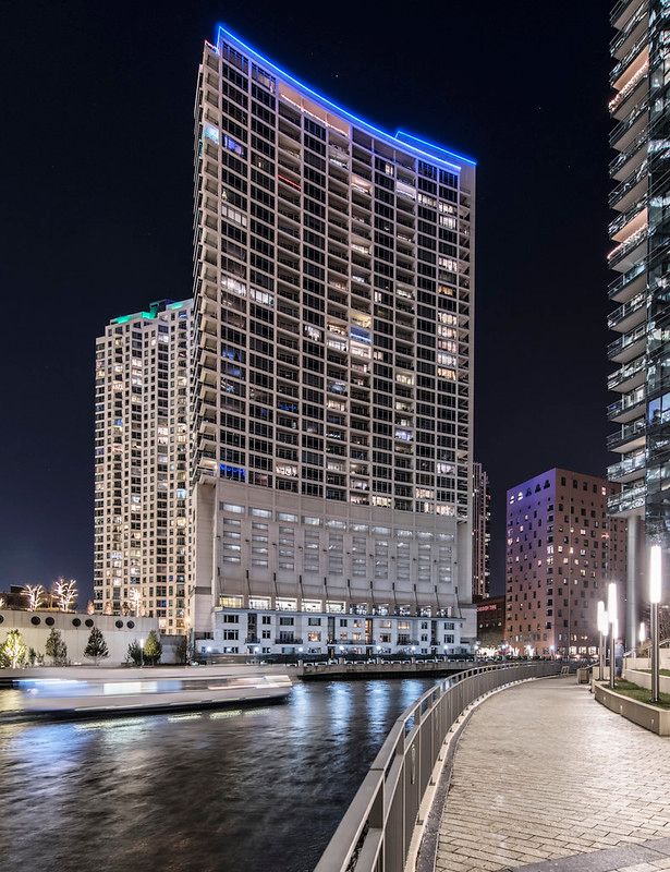 333 N Canal Street #3404 — Chicago, IL 60606