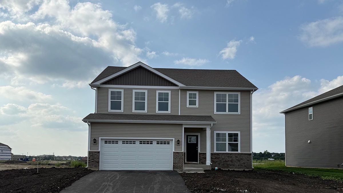 2302 Hirsch Road — Oswego, IL 60543