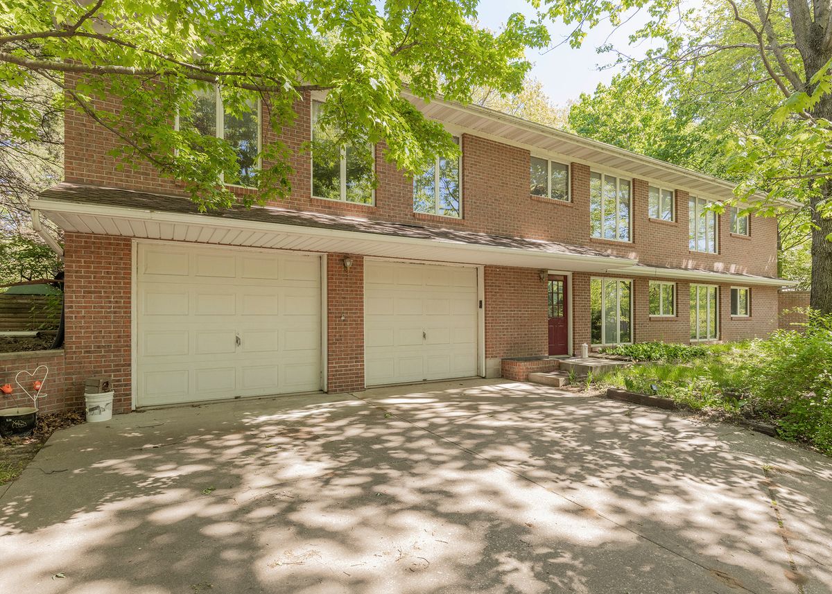 9554 Rock River View, Colona, IL 61241