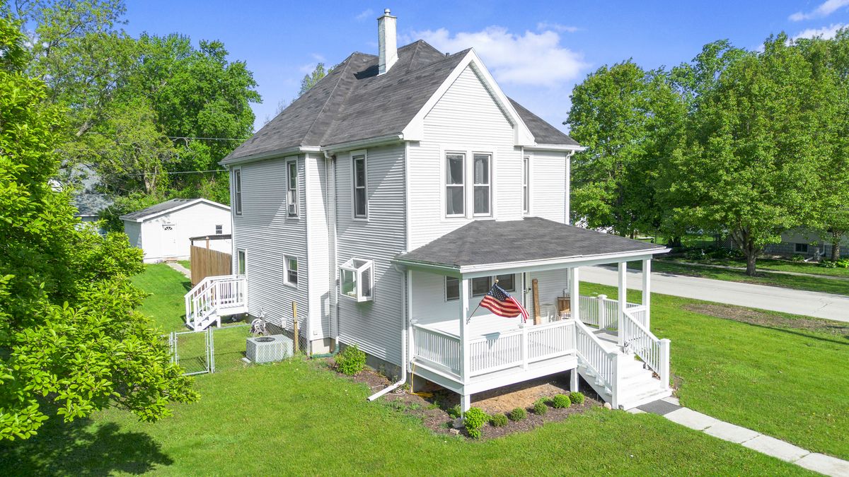211 N Maple Street, Grant Park, IL 60940