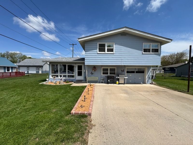 1400 Bennett Drive — Rock Falls, IL 61071