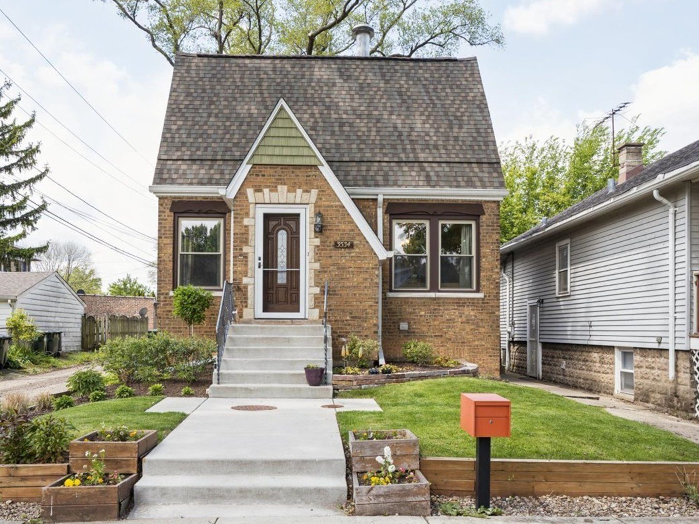 3534 Morton Avenue — Brookfield, IL 60513