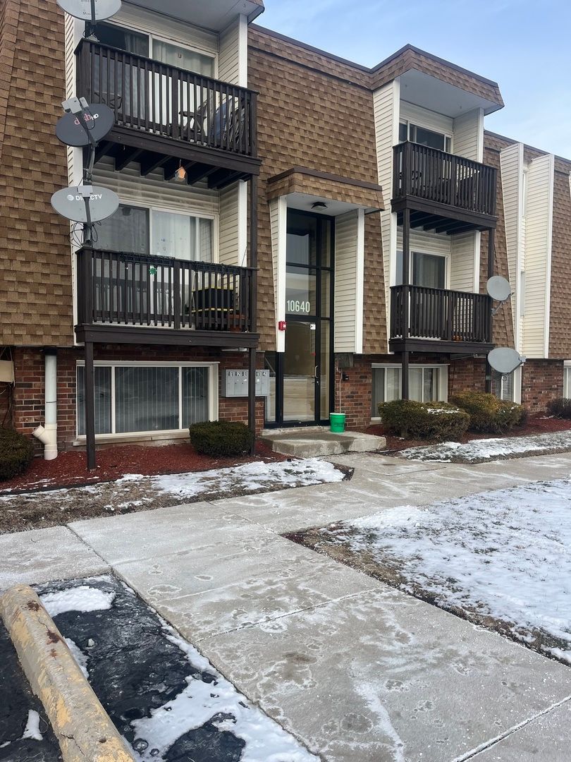 10640 BROOKS Lane, Chicago Ridge, IL 60415