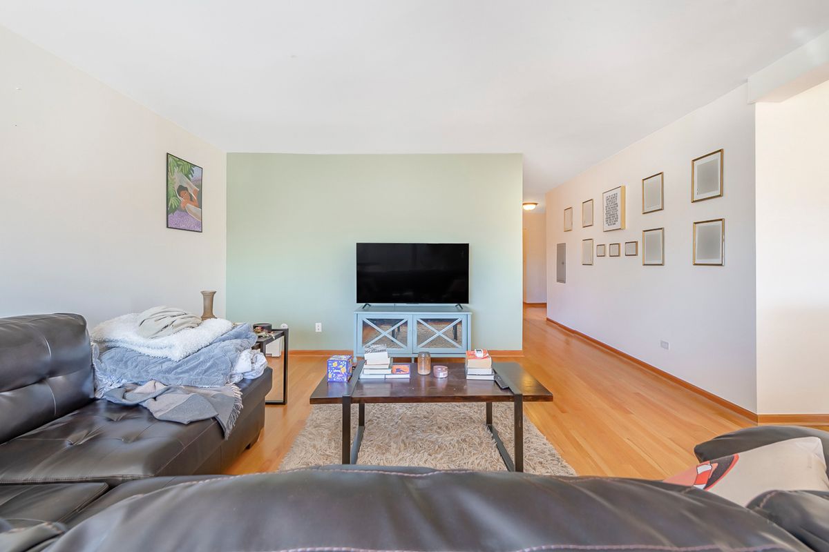 2033 Sherman Avenue #507, Evanston, IL 60201