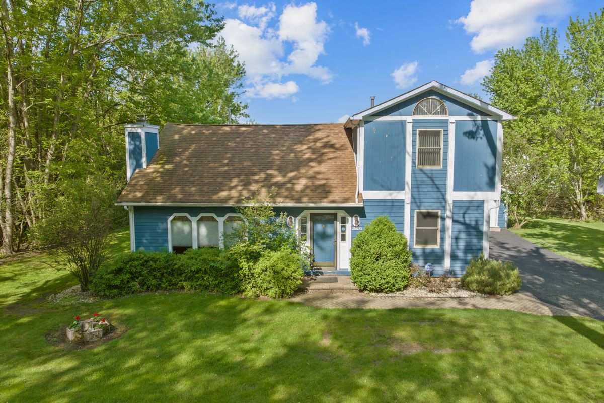 26830 Huston Avenue, Wauconda, IL 60084