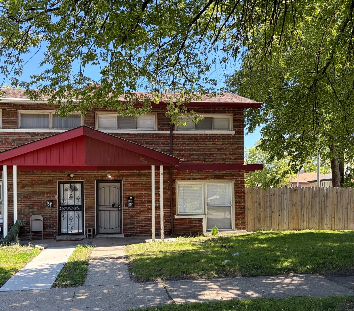 6759 S Calumet Avenue — Chicago, IL 60637